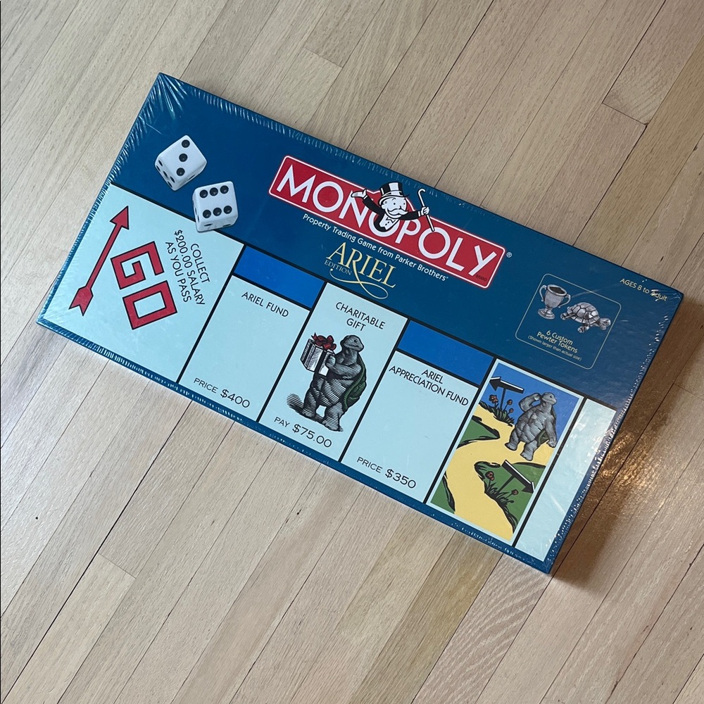 Monopoly Ariel Edition Board Game ( NEW w/Plastic )